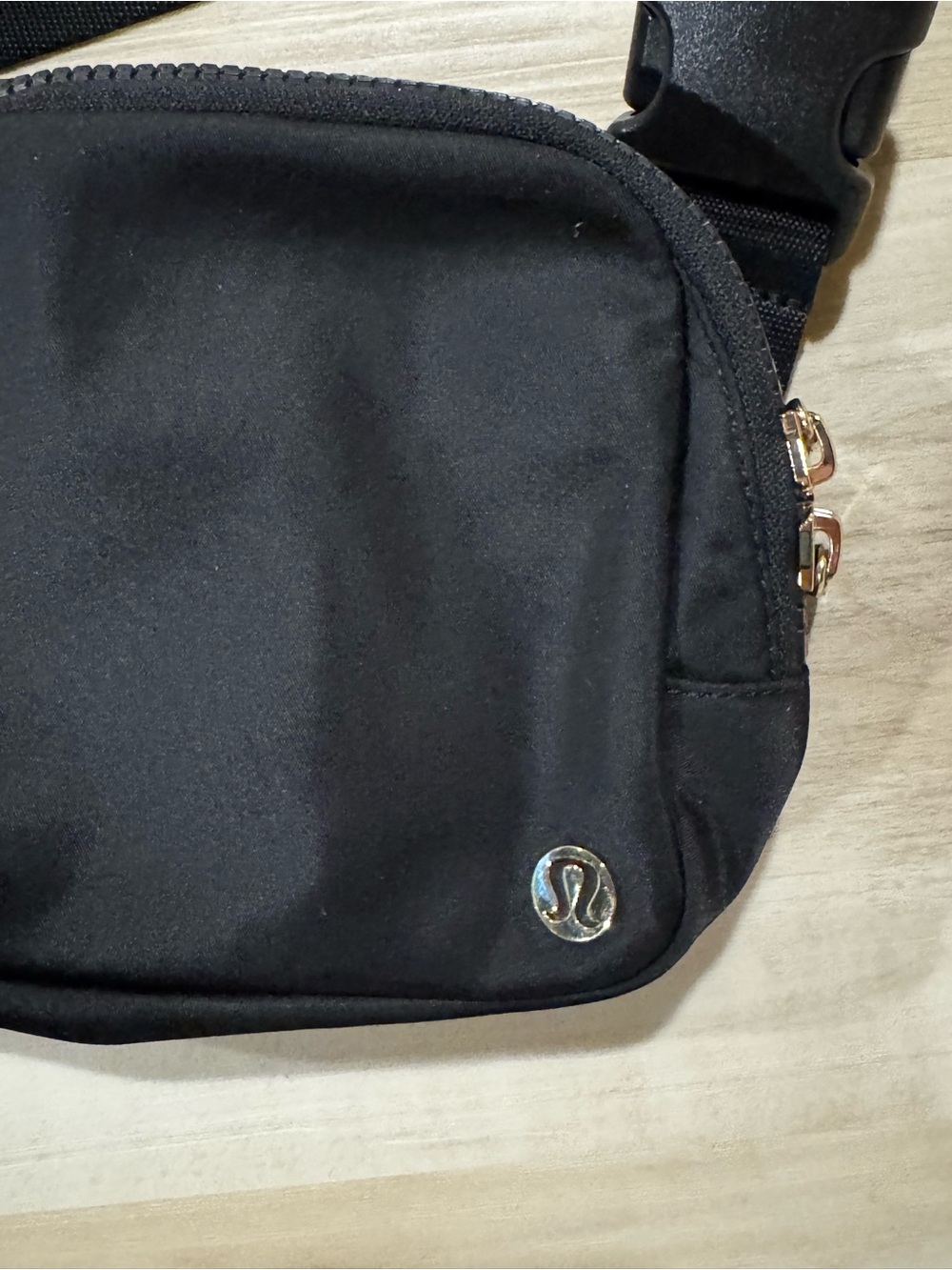Lululemon Belt Bag - Picture 2 of 6